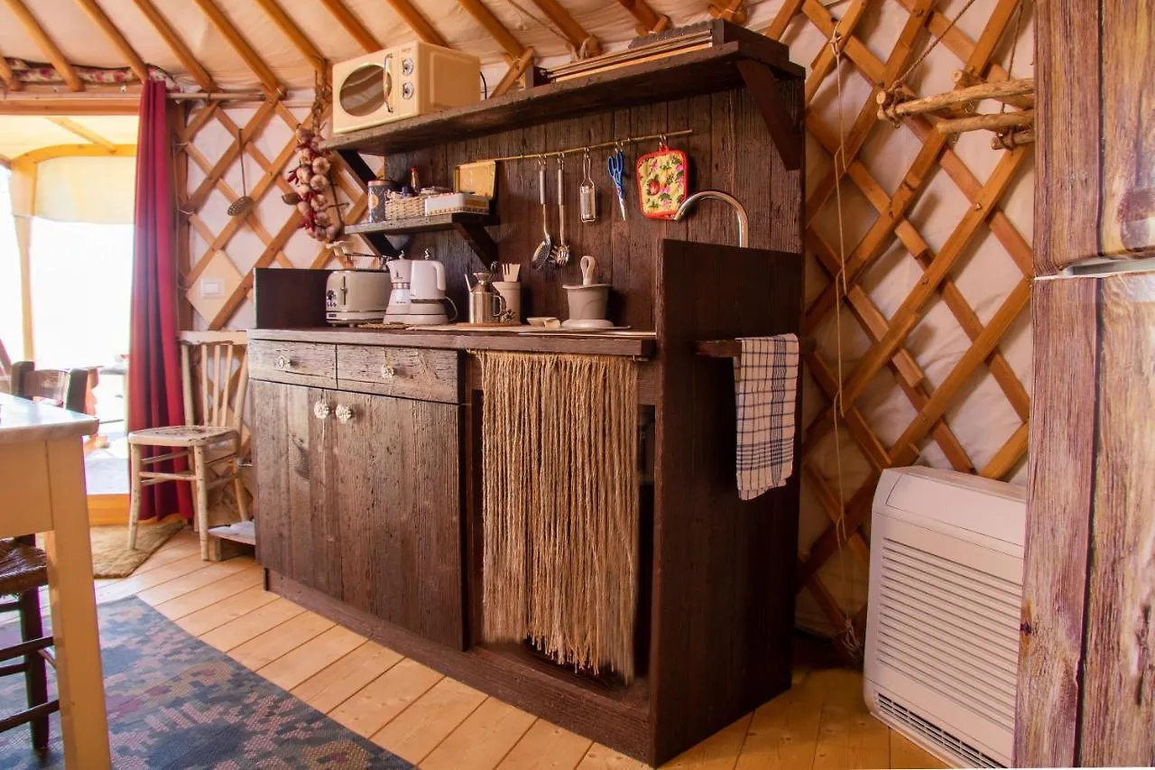 Luxury tent 2 Cuori E 1 Yurta Glamping In Tuscany - Adults Only Asciano