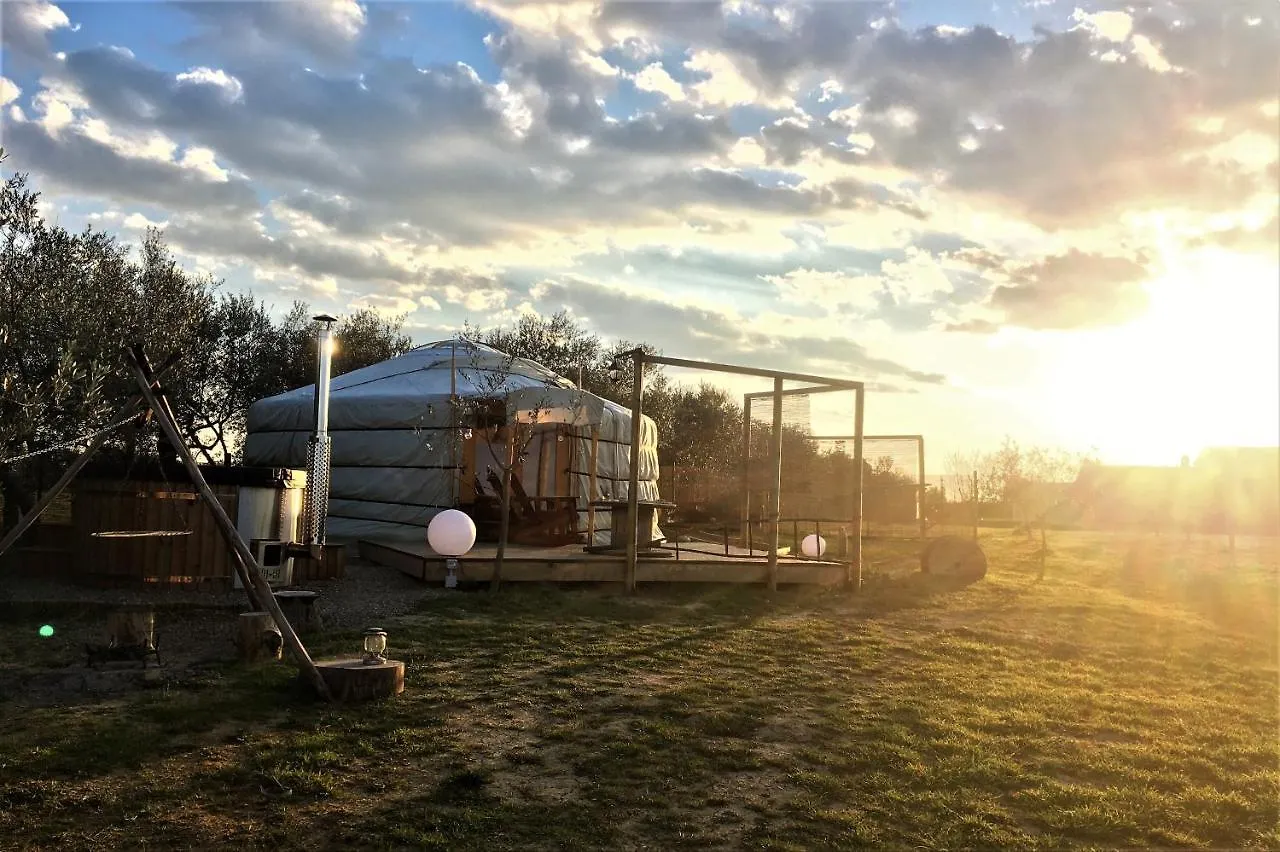2 Cuori E 1 Yurta Glamping In Tuscany - Adults Only Asciano Luxury tent