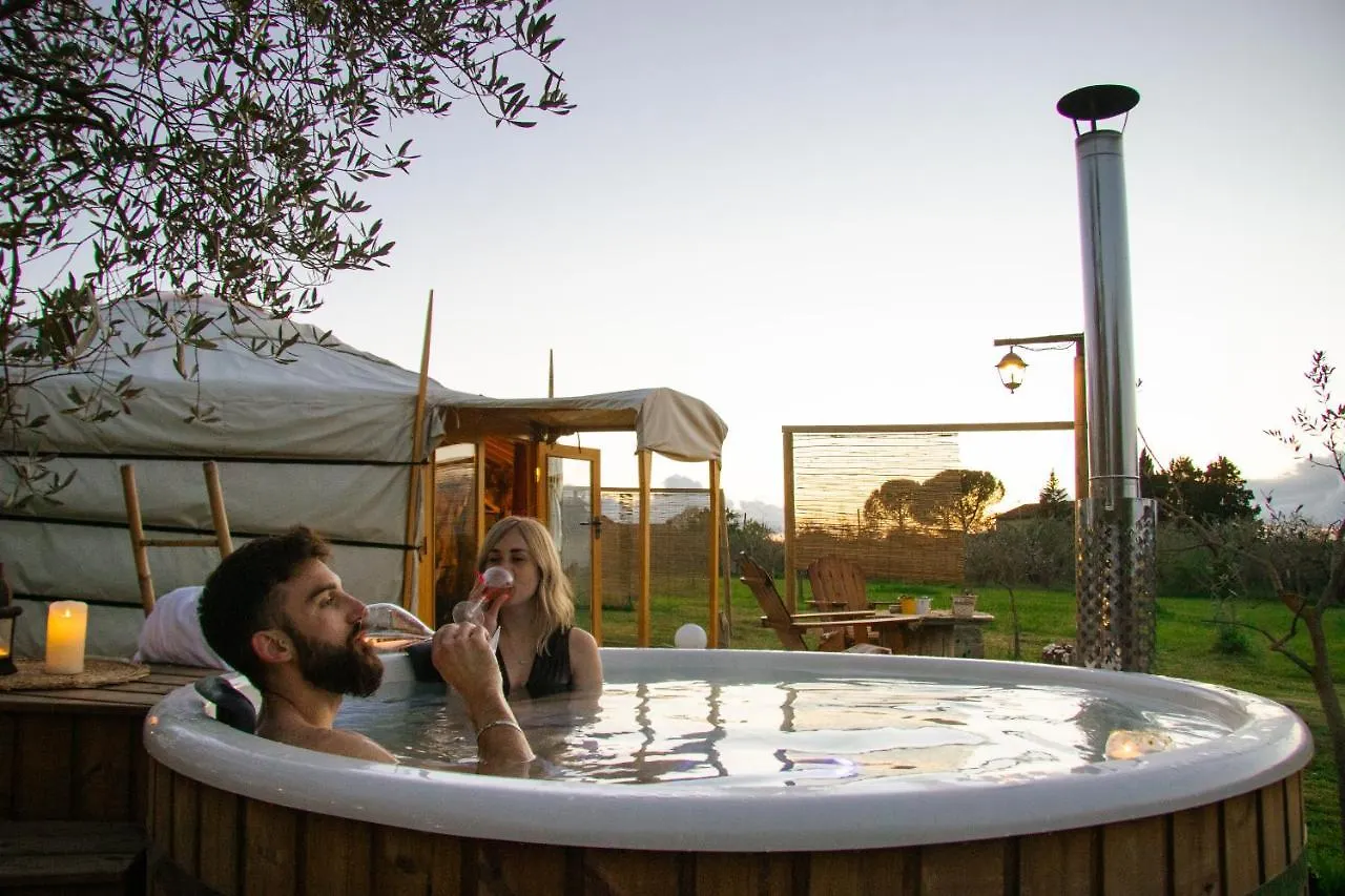 2 Cuori E 1 Yurta Glamping In Tuscany - Adults Only Asciano