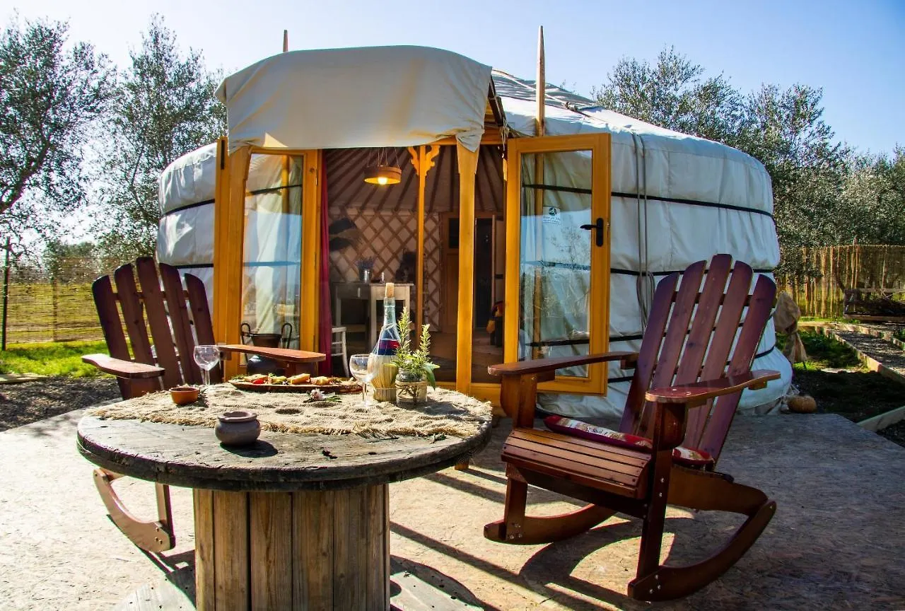 Luxury tent 2 Cuori E 1 Yurta Glamping In Tuscany - Adults Only Asciano Italy
