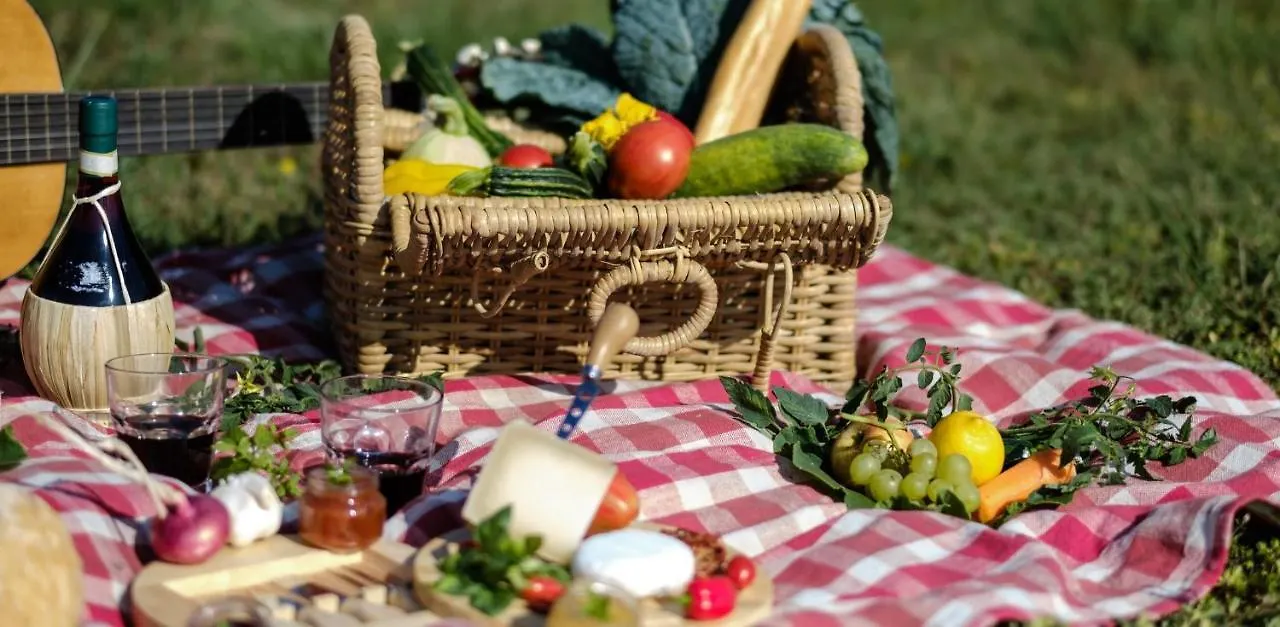 2 Cuori E 1 Yurta Glamping In Tuscany - Adults Only Asciano Italy