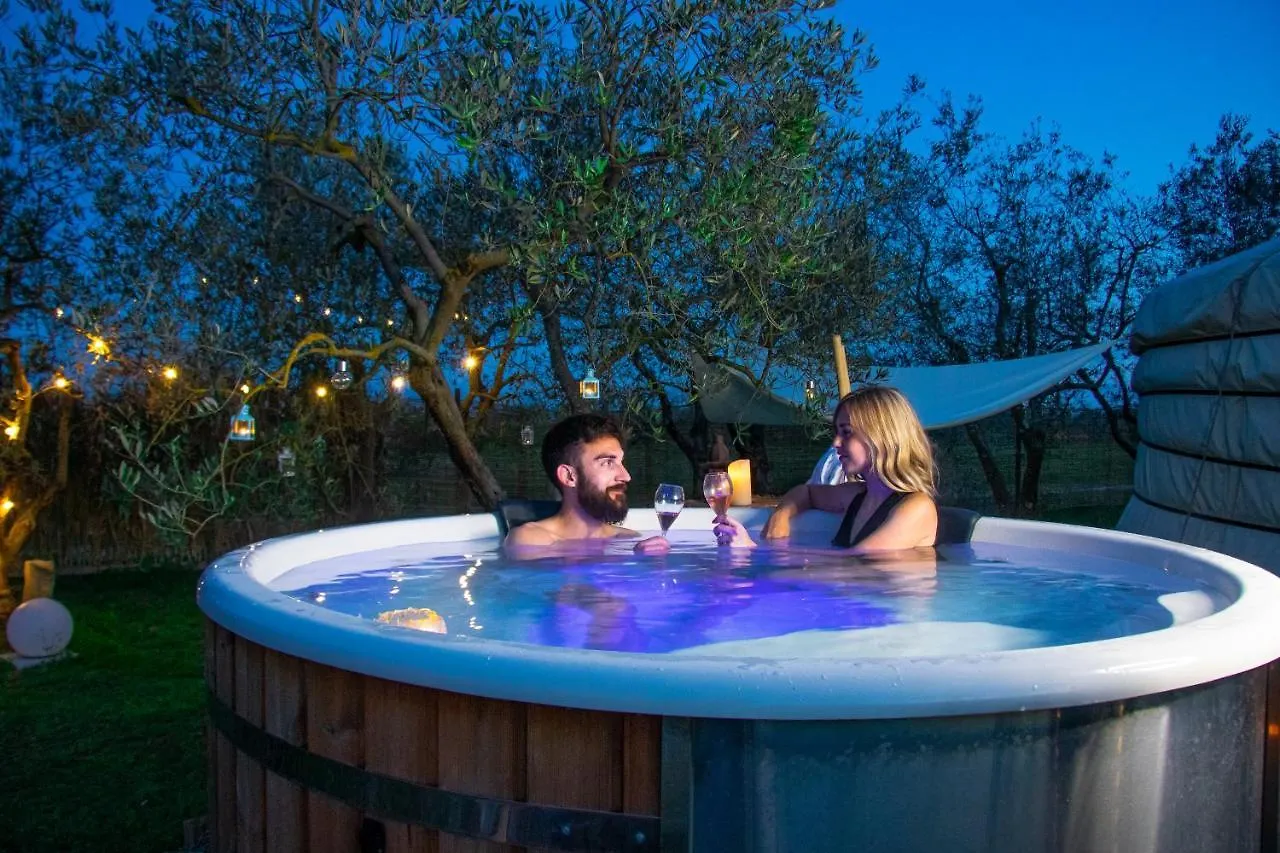 2 Cuori E 1 Yurta Glamping In Tuscany - Adults Only Asciano Luxury tent